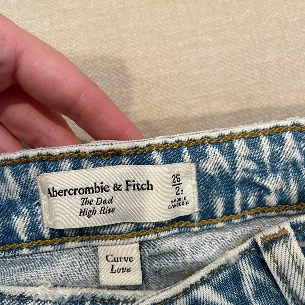 Abercrombie the dad high rise curve love Jean - Picture 3 of 3